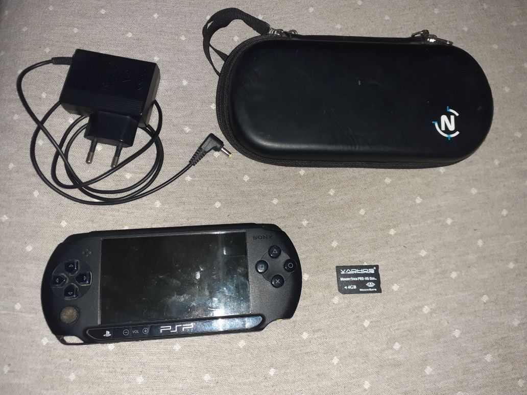 PSP vita com cartão de memória