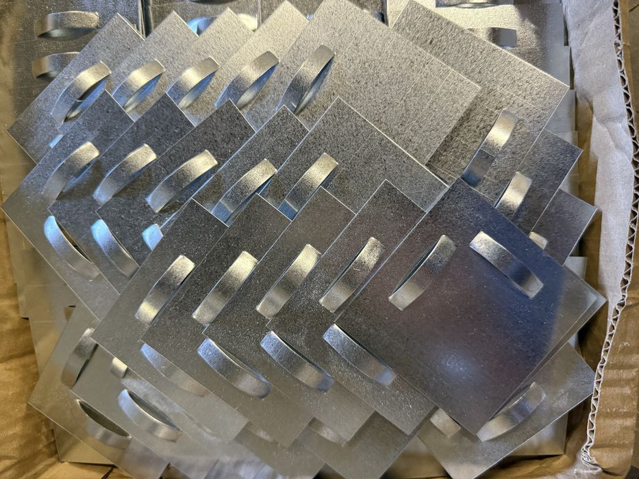 Zawieszka do luster 8X8/T i 8x8/RB
