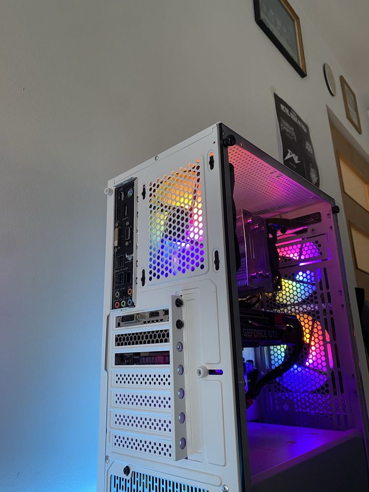 Komputer Gamingowy/ i7 / gtx 1660 super / 24GB ram / windows 11 pro