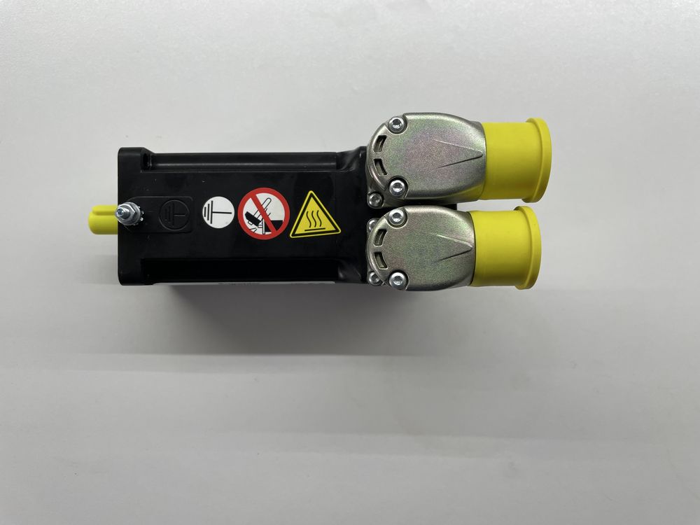 Серводвигун Schneider Electric BSH0551T01A2A
