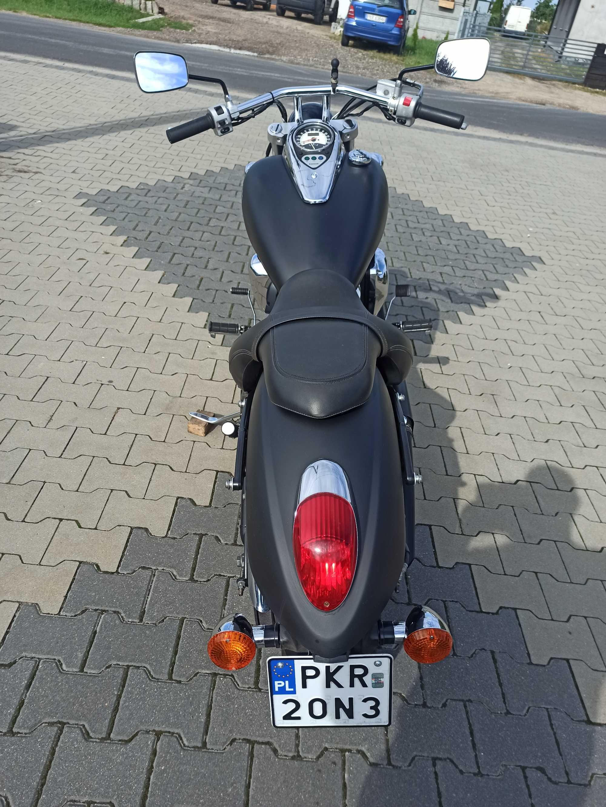 Kawasaki Vulcan VN 900 Custom w stanie bardzo dobrym