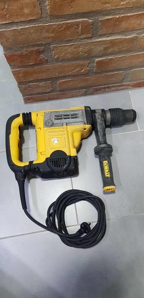 DEWALT D25602 Młotowiertarka SDS-MAX 1250W 8J