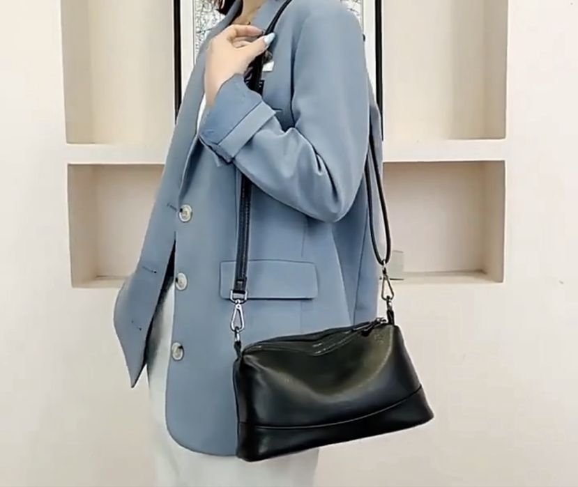 Шкіряна жіноча сумочка