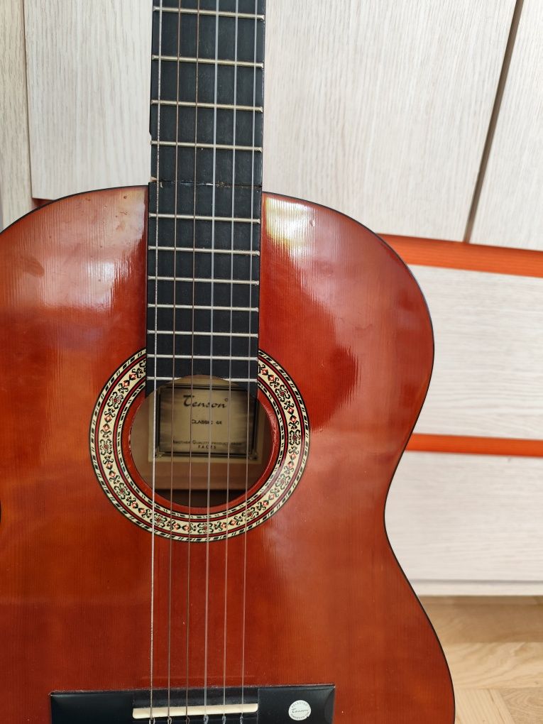 Sprzedam gitarę stan dobry