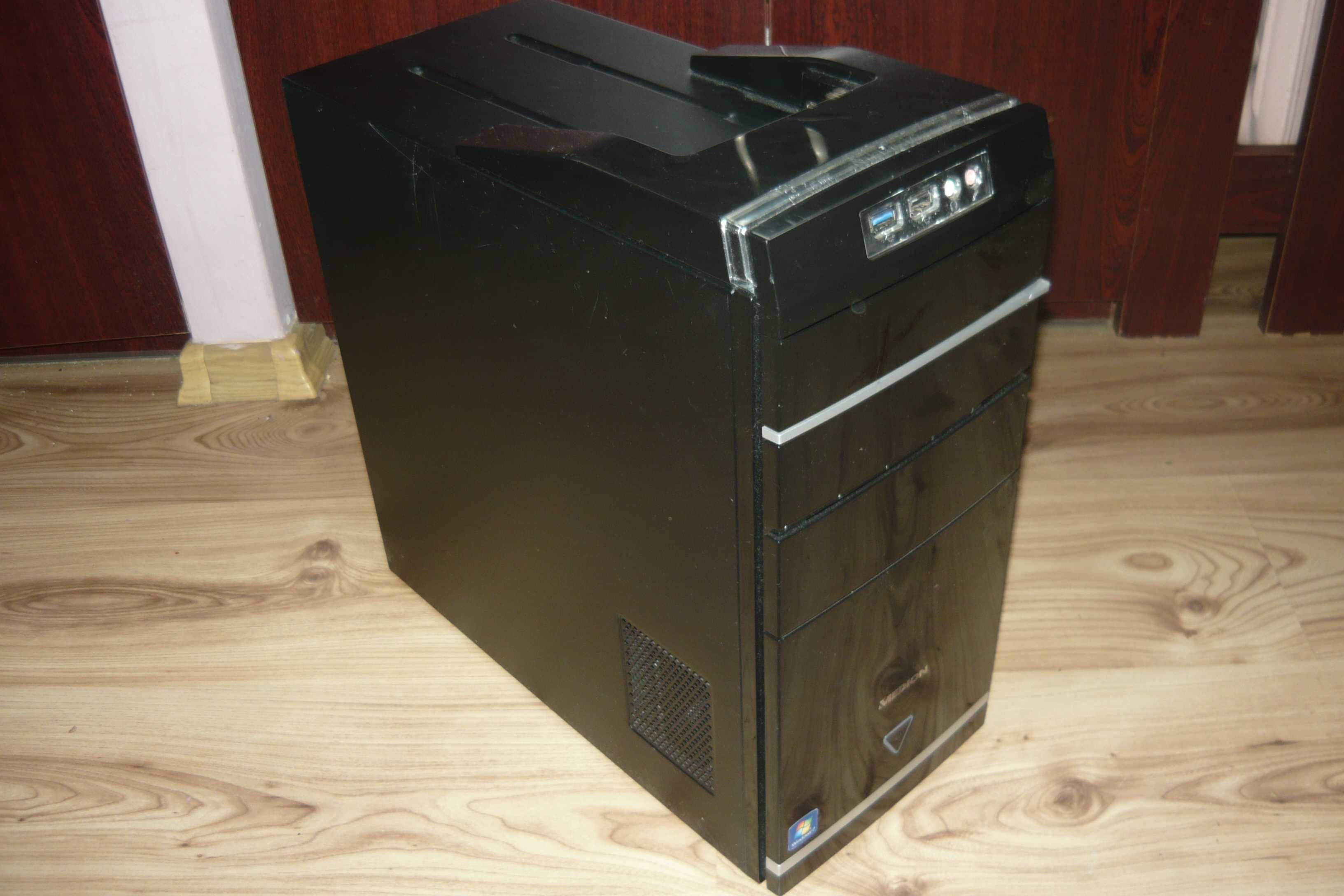 Komputer 4x3,7 GHz/8GB DDR3/HDD 1000 GB/Radeon HD6670 1GB/Windows 10