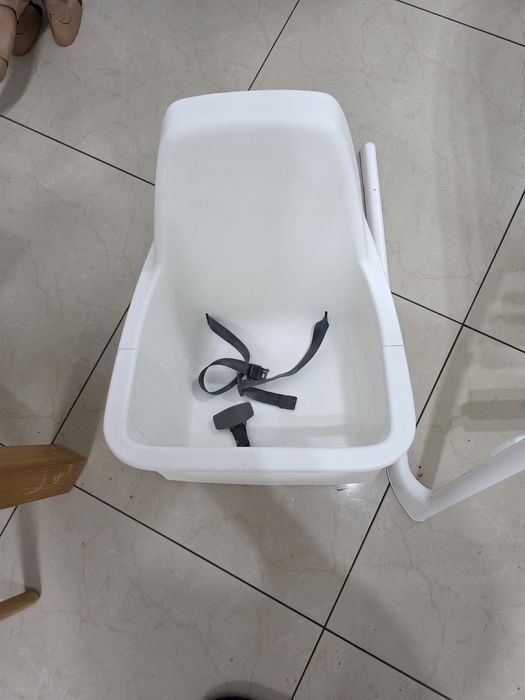 wysokie krzesełko dla dzieci