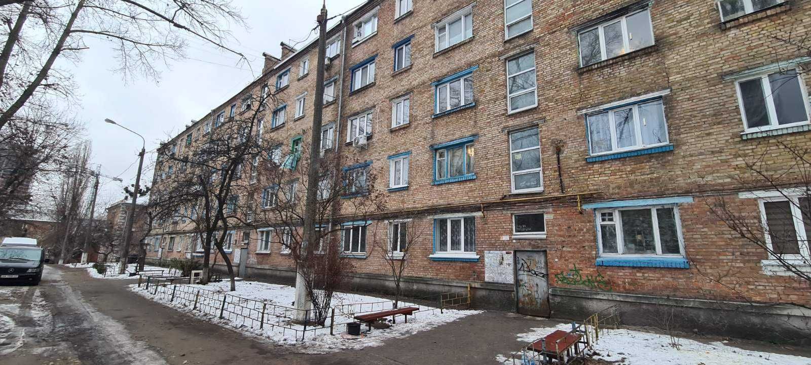 Продам кімнату вул. Електриків 26/30, Рибальський, Подільський р-н.