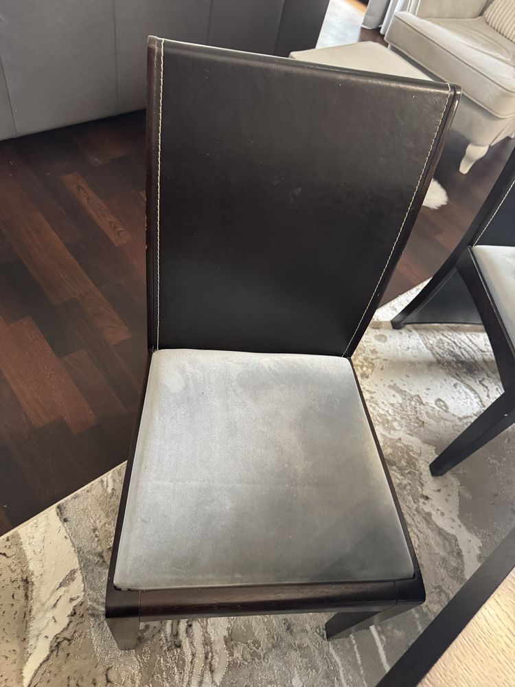 Stol jadalny plus krzesla , marka Vinotti, wenge