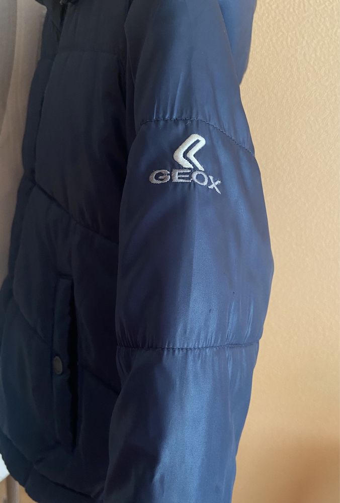Продам курточку GEOX  на хлопчика 3 років