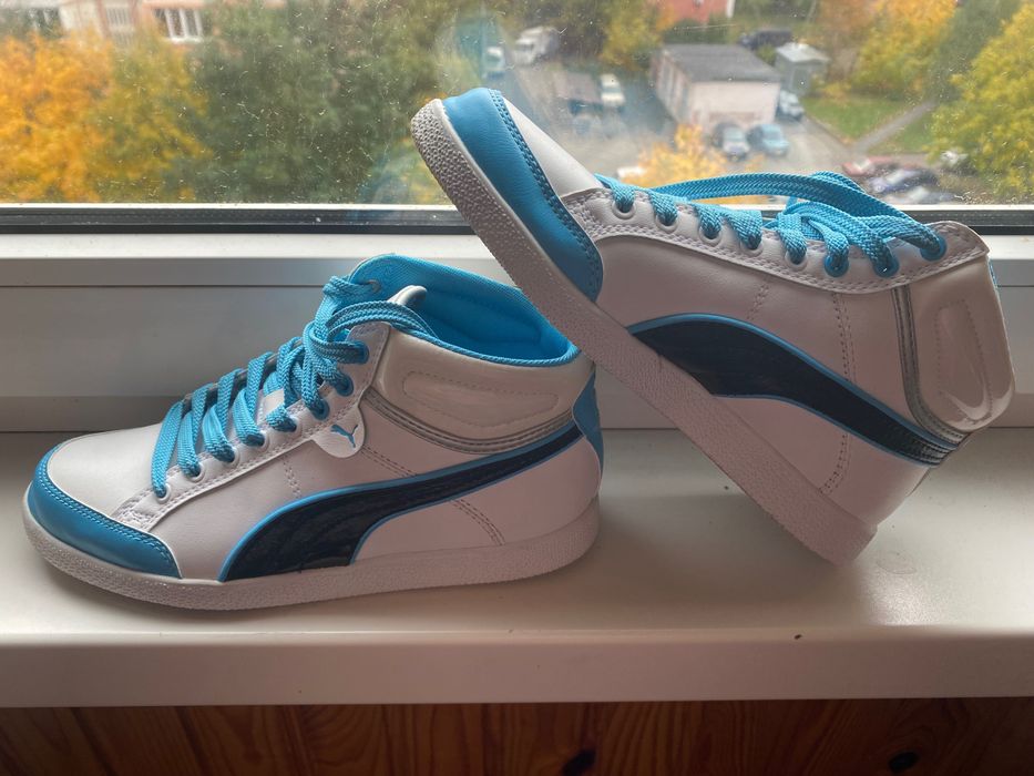 Кросівки високі для дівчинки Puma(оригінал)в ідеальному стані 35-36р