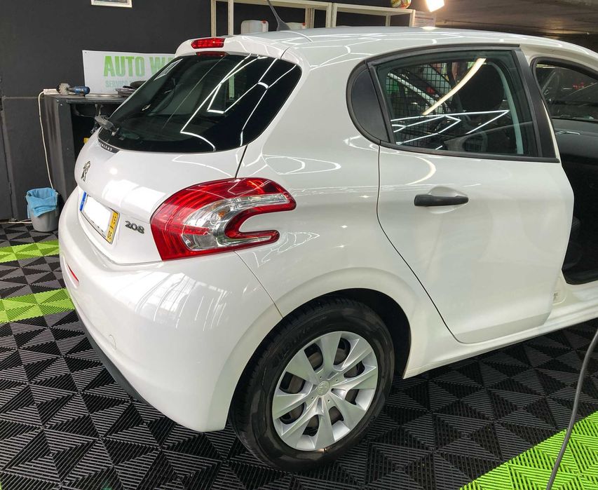 Peugeot 208 1.4HDI Comercial C/IVA DISCRIMINADO