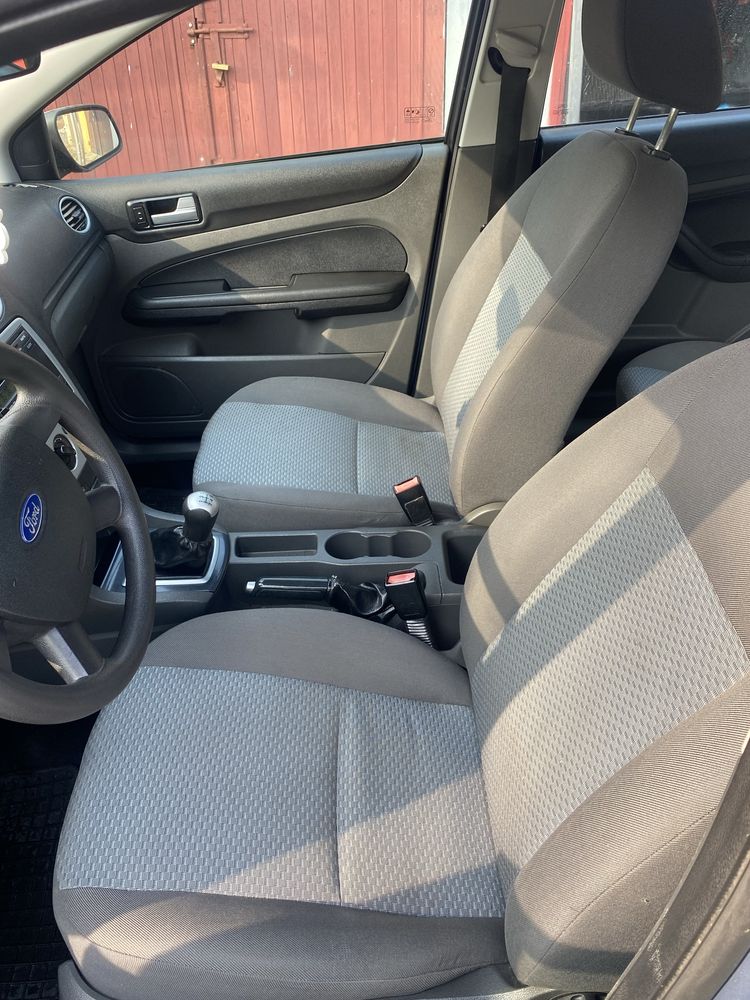 Ford focus 1,8 super stan