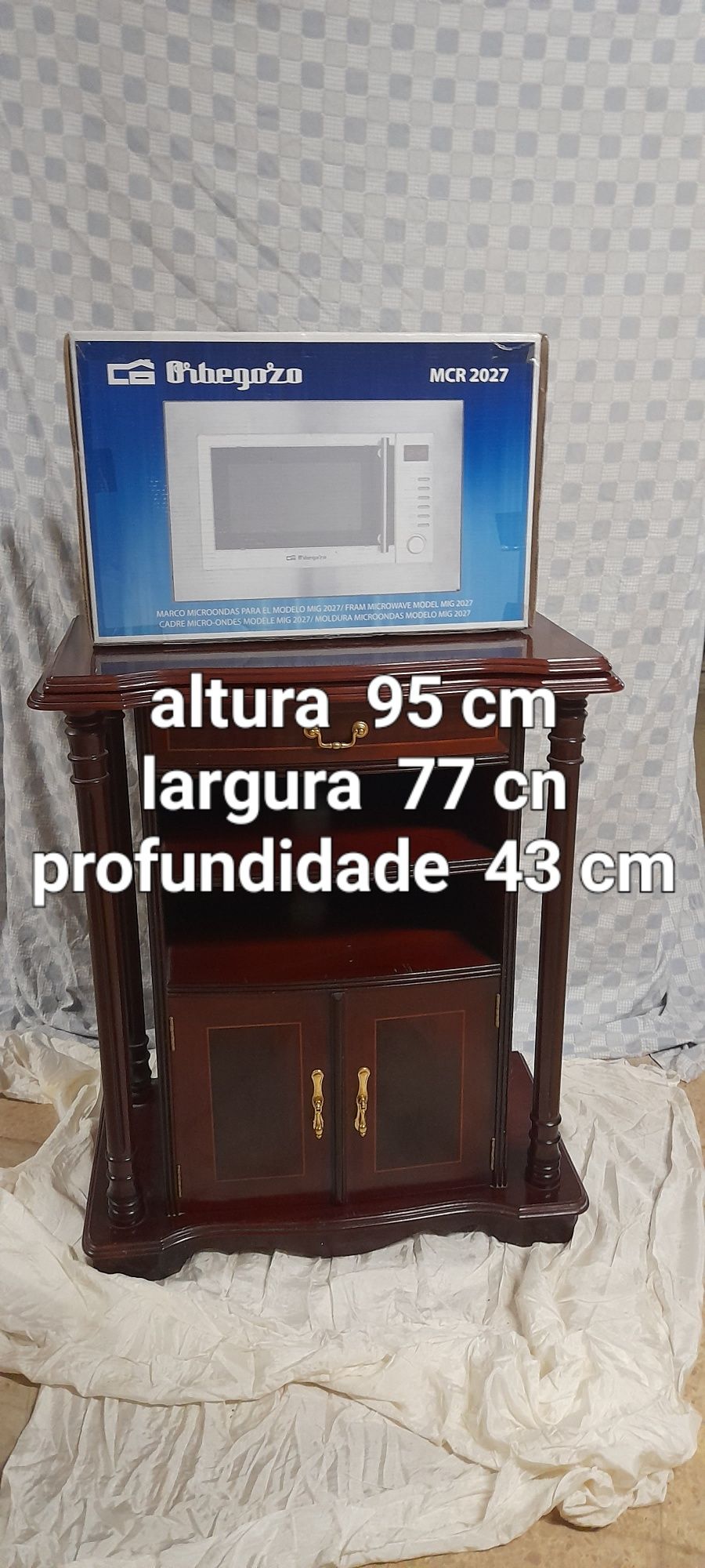 Móvel de televisor