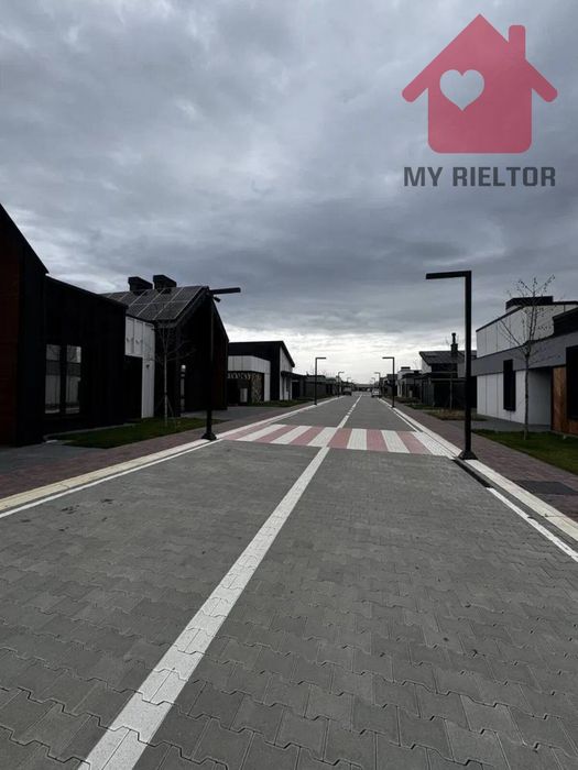 Продаж автономного будинку в котеджному містечку SoHo Town