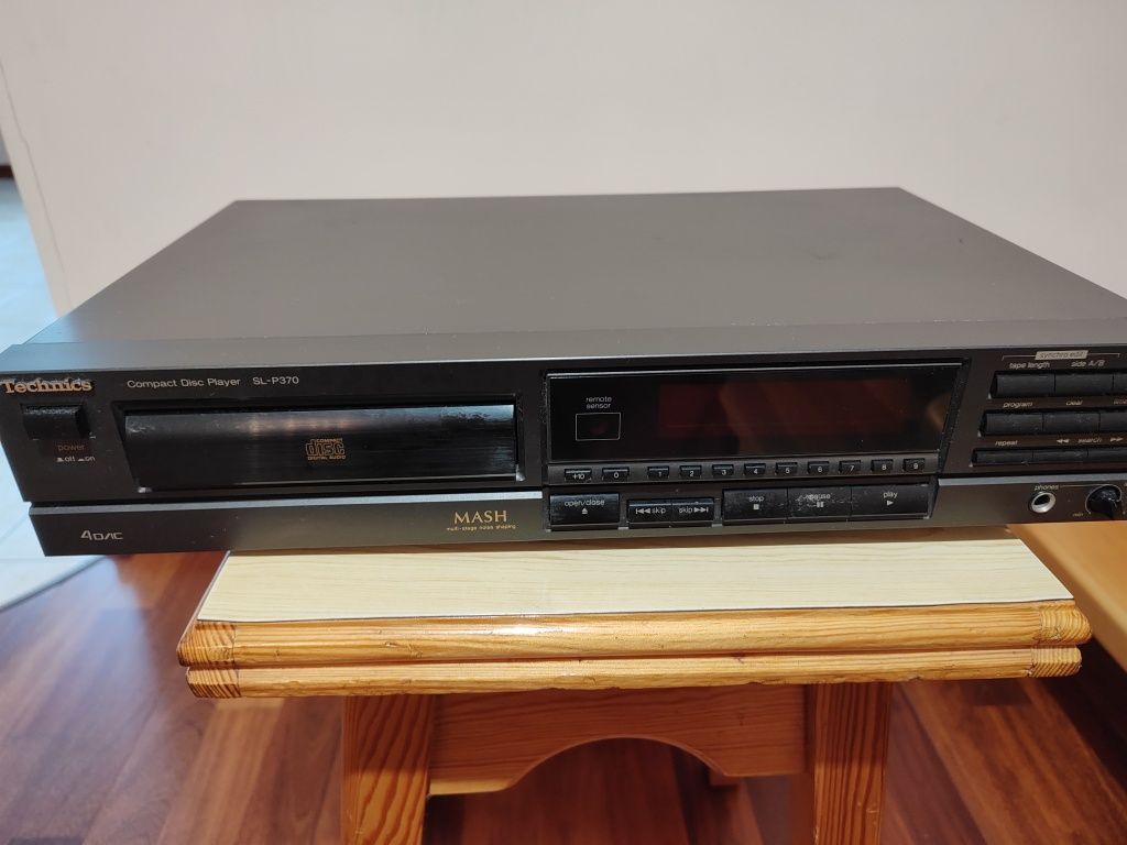 Technics SL-P370 cd z pilotem.