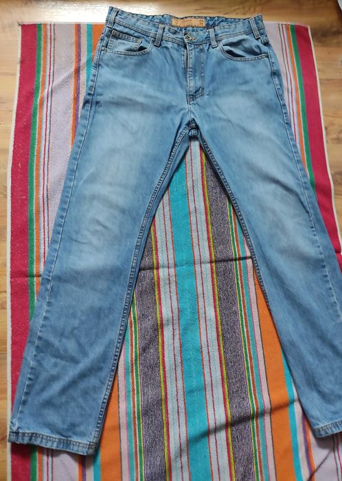 Oryginalne spodnie jeansowe Cropp Denim roz. 33/34