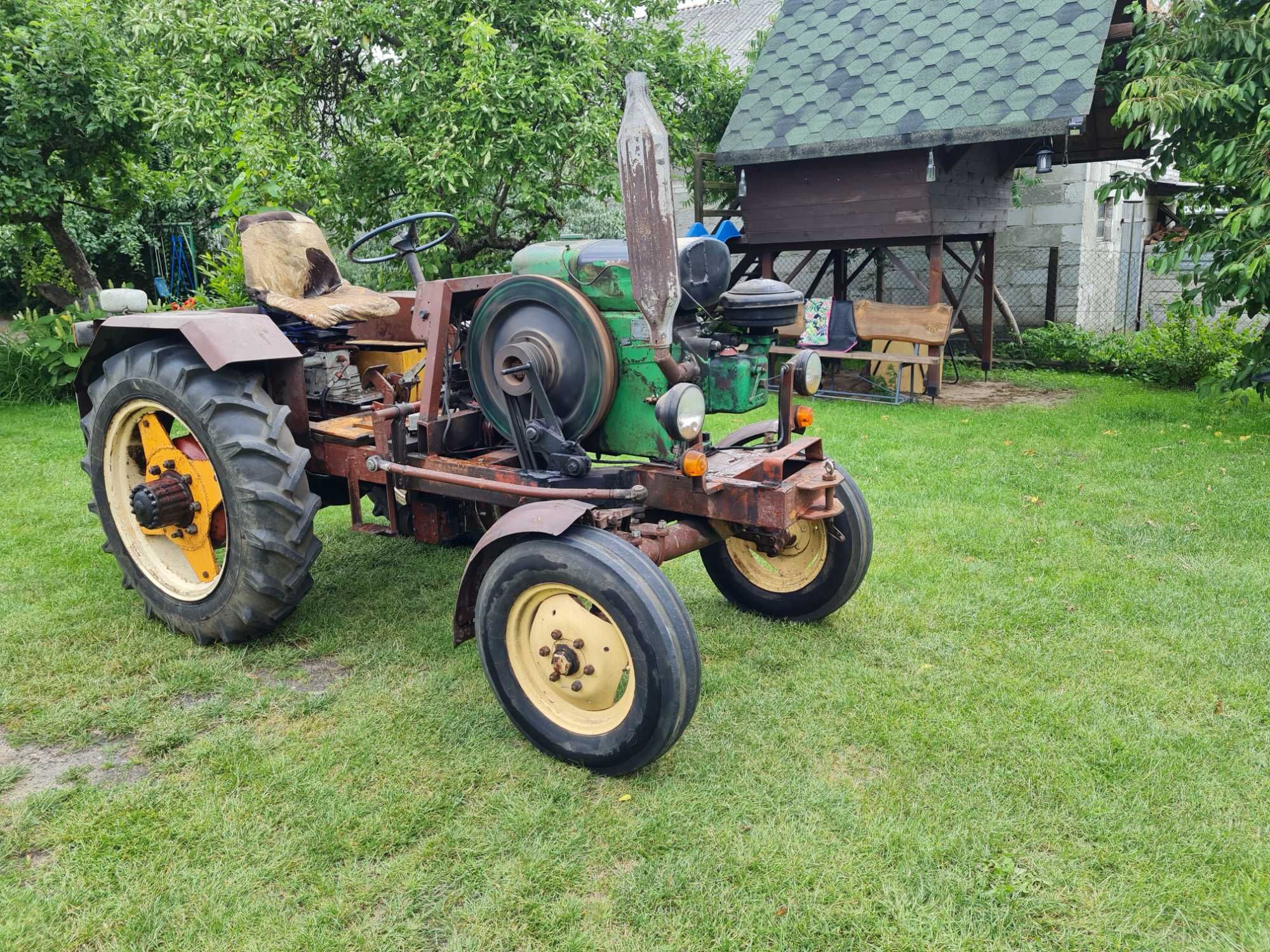 Traktor, ciagnik sam s320