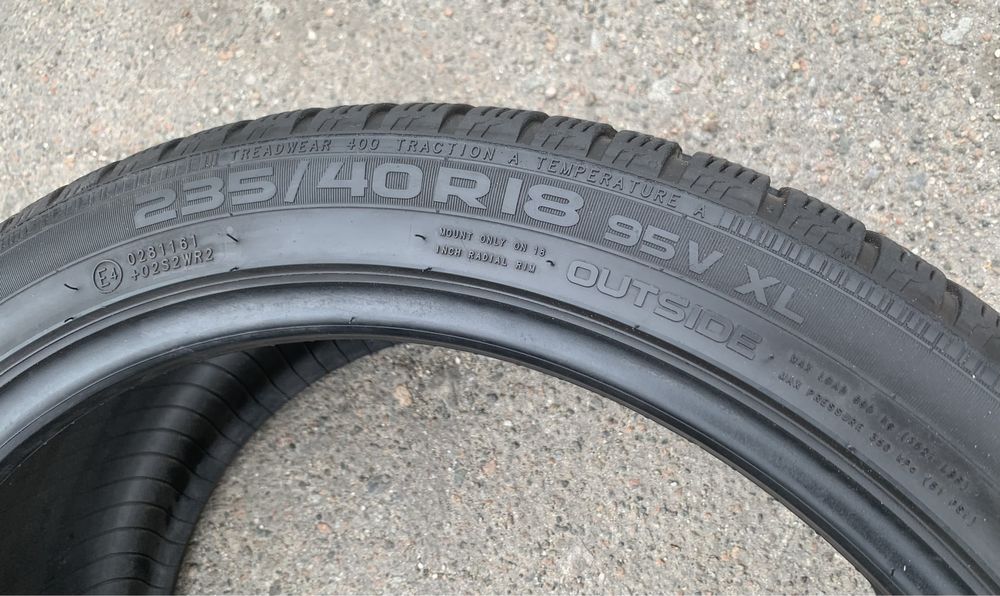 Шини Nokian WR A4 235/40 R18 пара