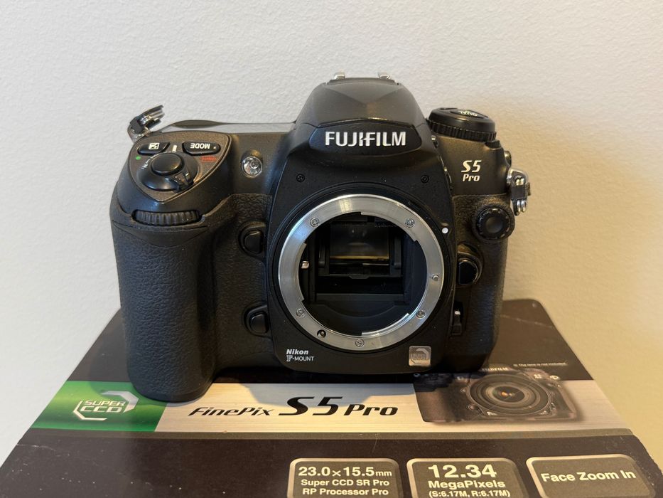 Fujifilm finepix s5 pro