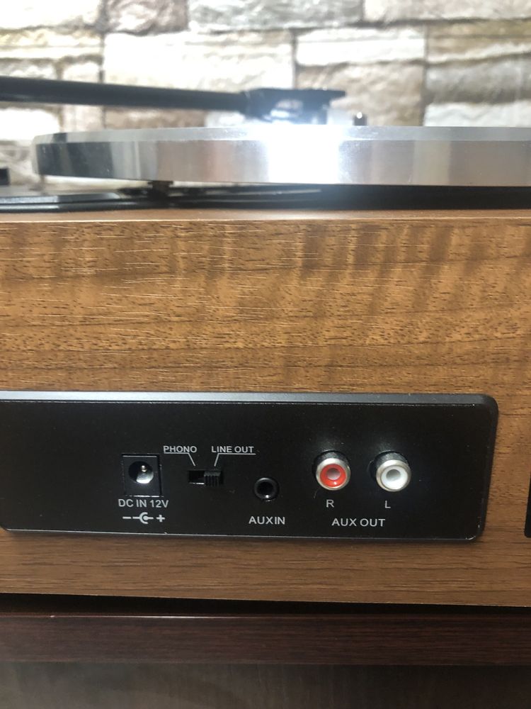 Gramofon z bluetooth