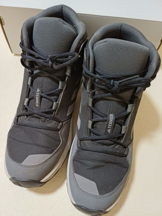 Ботінки Адідас терех