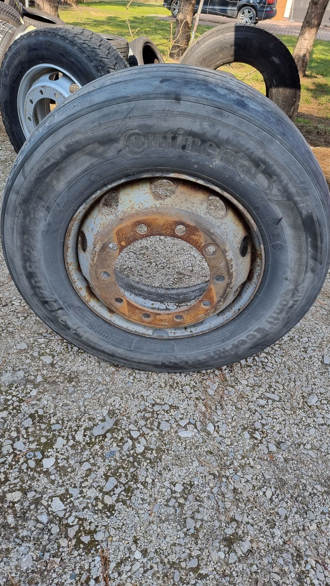315/70R22.5 - Opona prowadząca * przód * Continental * Felga stalowa *