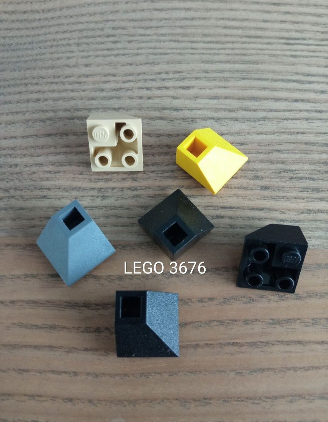 LEGO 3676 daszek, dachówka, narożnik odwrócony 2x2