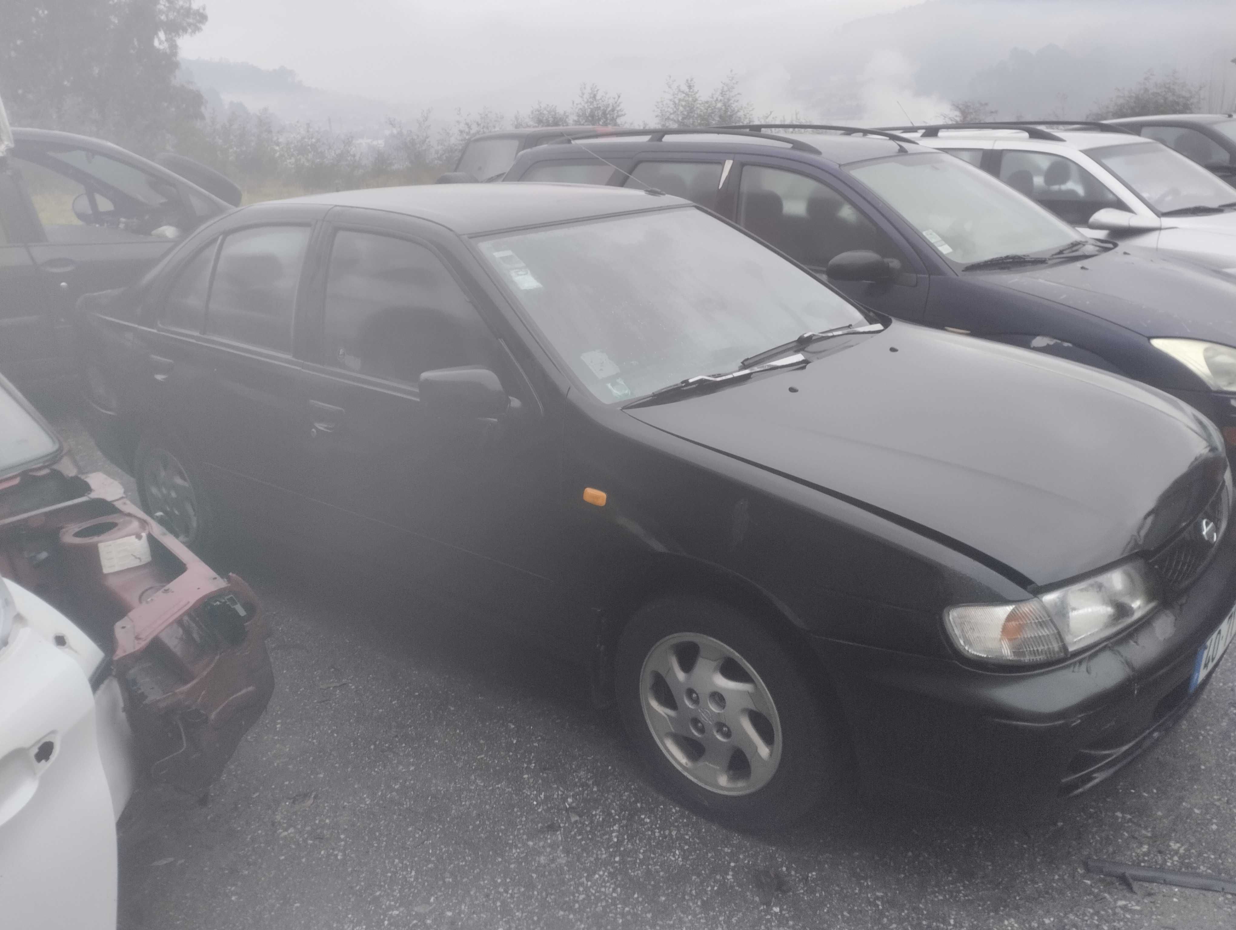 Nissan Almera 1.4 Só Para Peças