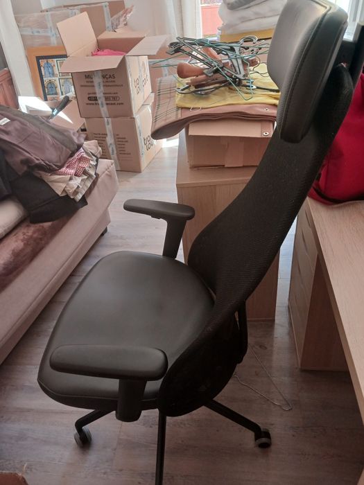 Cadeira ergonómica de escritório
