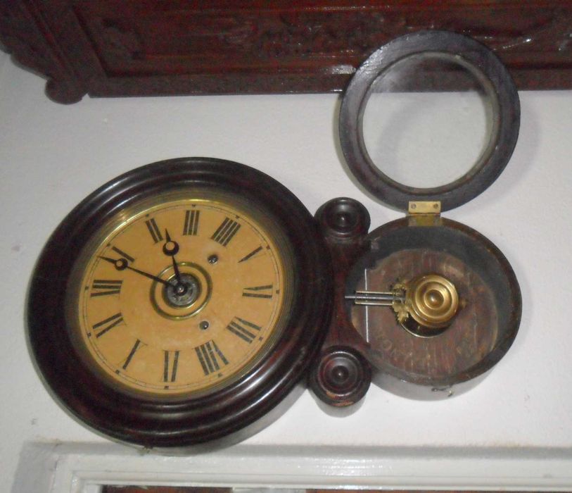 Relógio antigo de 1877 a funcionar