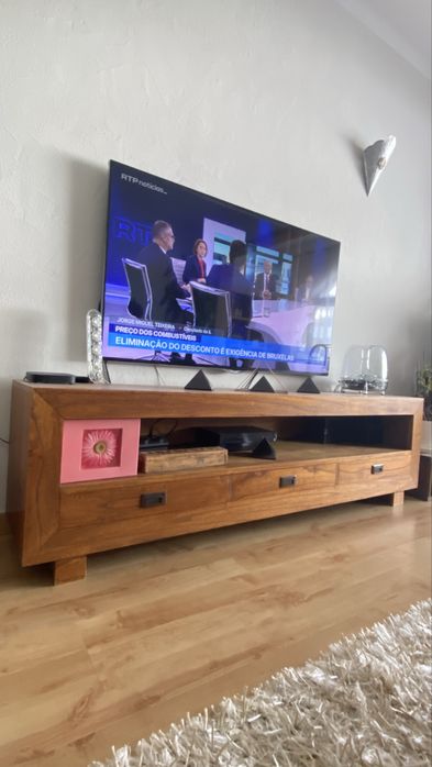 Móvel TV em Boas Condições