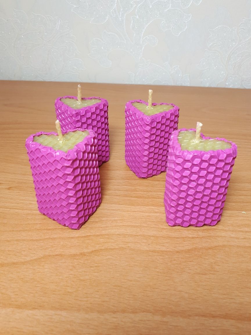 Подарок. 4 свечи из вощины , пчелиный воск.