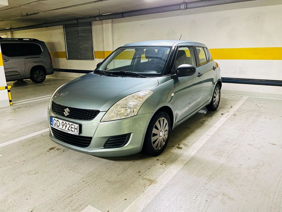 Suzuki Swift 2011 rok, rejestracja 2012, benzyna, 5-drzwi, salon Polska