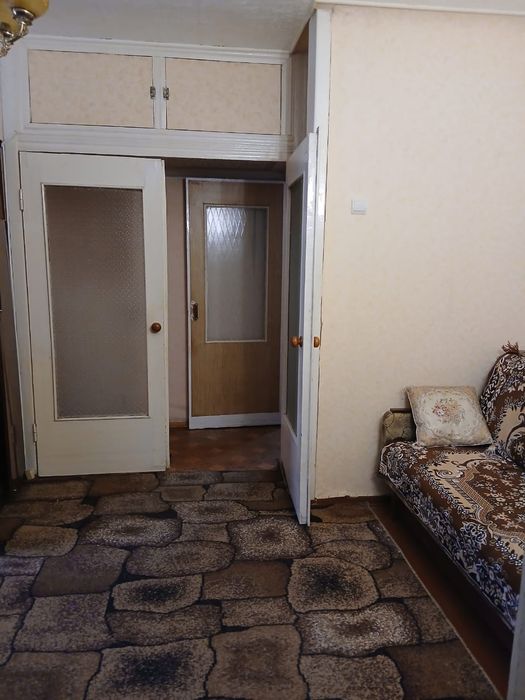 Продам 2-х кімнатну квартиру