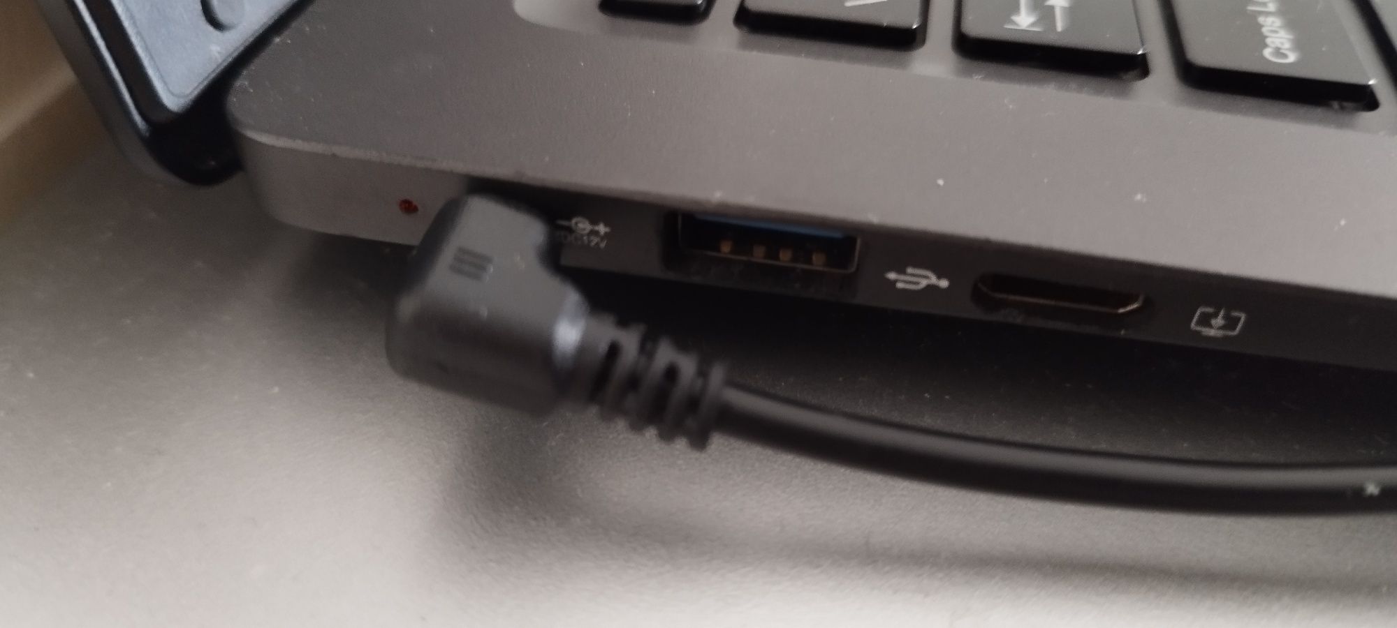 Computador injoo