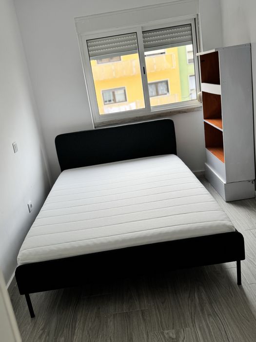 Quarto Duplo na Amora