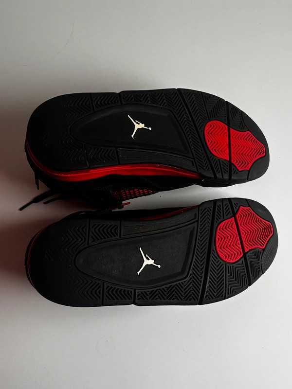 Jordan4Retro Red Thunder R.40