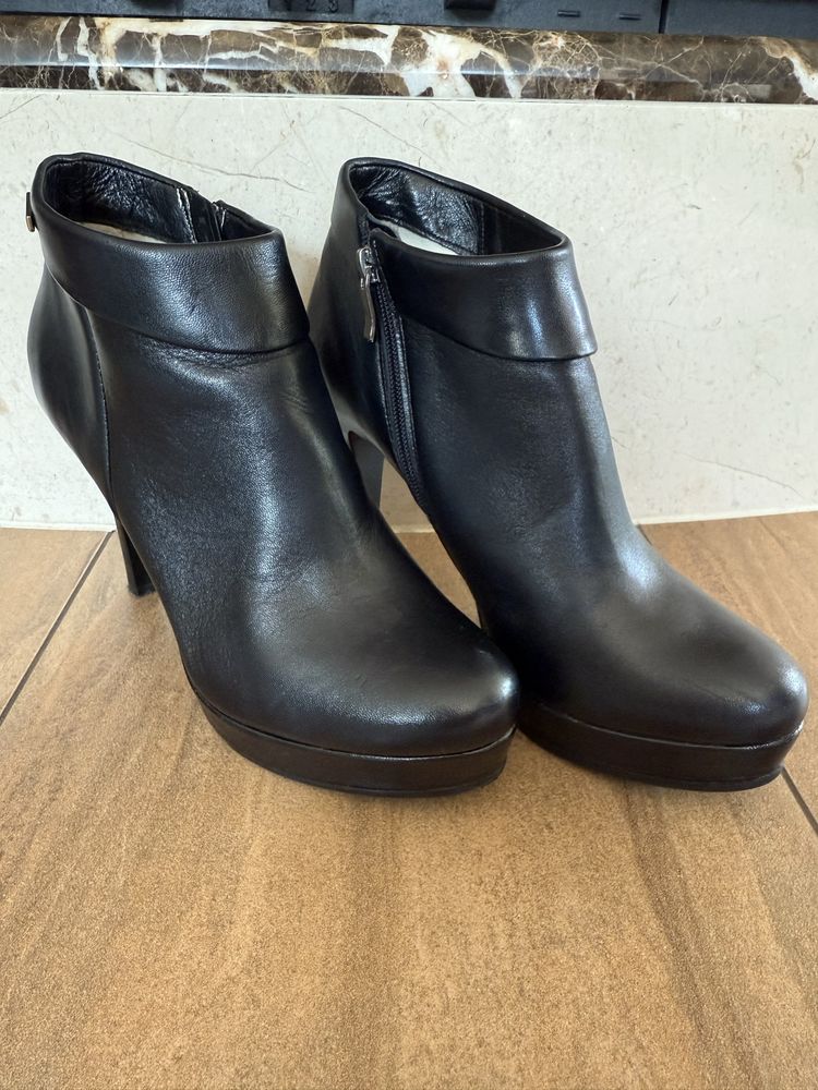 Botki VENEZIA 100% skóra naturalna JAK NOWE rozm 40/41