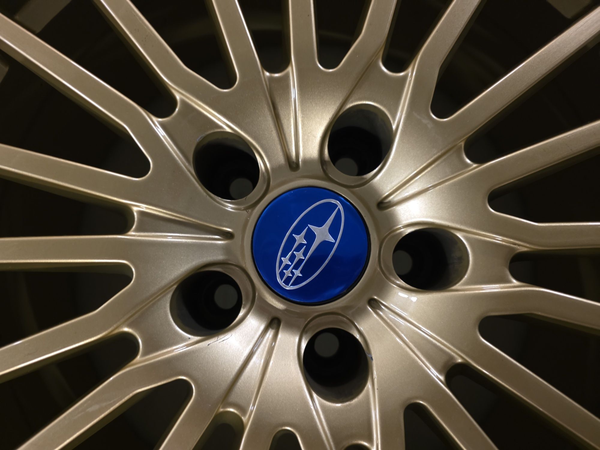 Felgi 18x8 ATT 830 5x114.3 ET40 złote