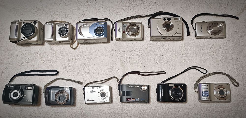 Цифровий фотоапарат Nikon,Samsung,Casio,Canon,Pentax ретро