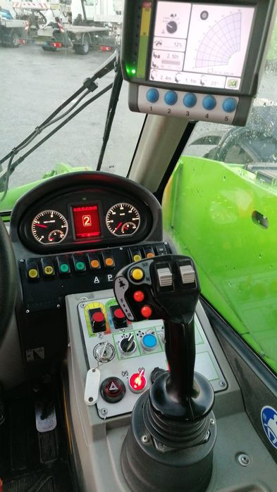 Ładowarka Merlo P 75.9 CS-  7.5 tony udźwigu