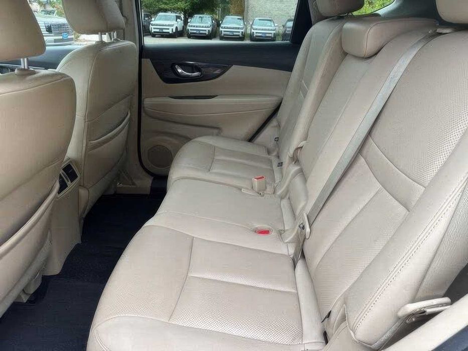 Nissan Rogue SL      2019