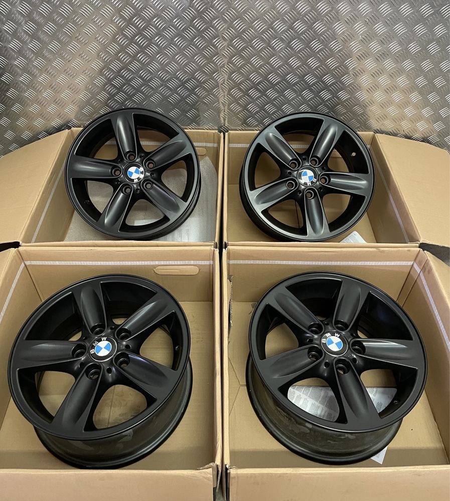 Felgi BMW 1 Czarny Mat 7x16 ET44 5x120 Adax Koźle