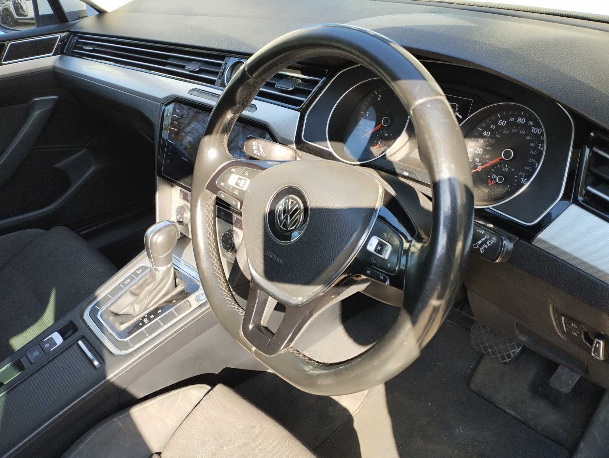 Салон сидения диван VW Passat B8 универсал пластик салона