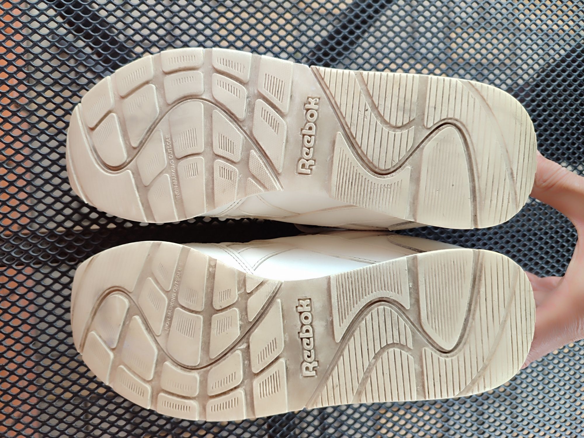 Кроссовки Reebok 42 размер (оригинал)