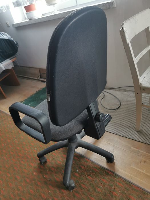 Krzeslo biurowe obrotowe