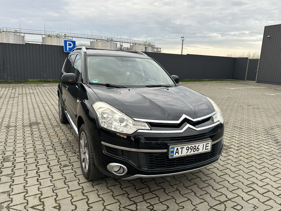 CITROEN  C-CROSSER. Автомат. 7-мість