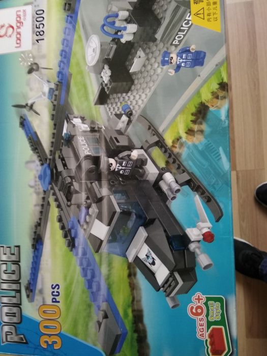 Lego helicóptero polícia
