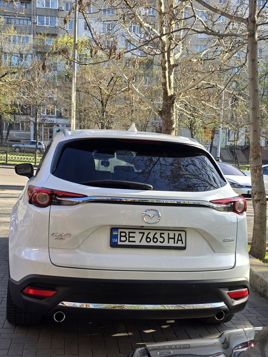 Mazda CX-9 Signature