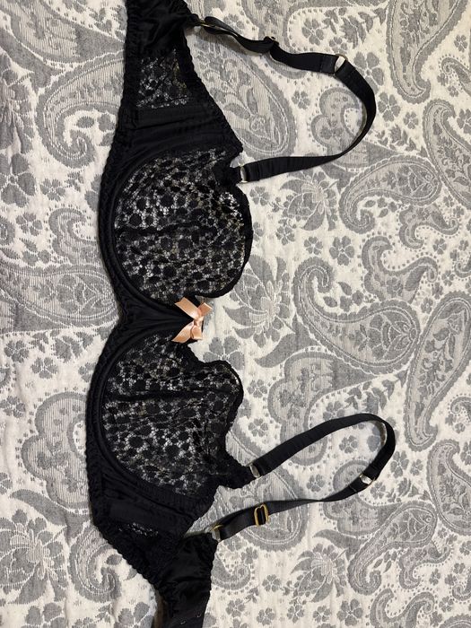 Мереживний бюст Агент Провокатор